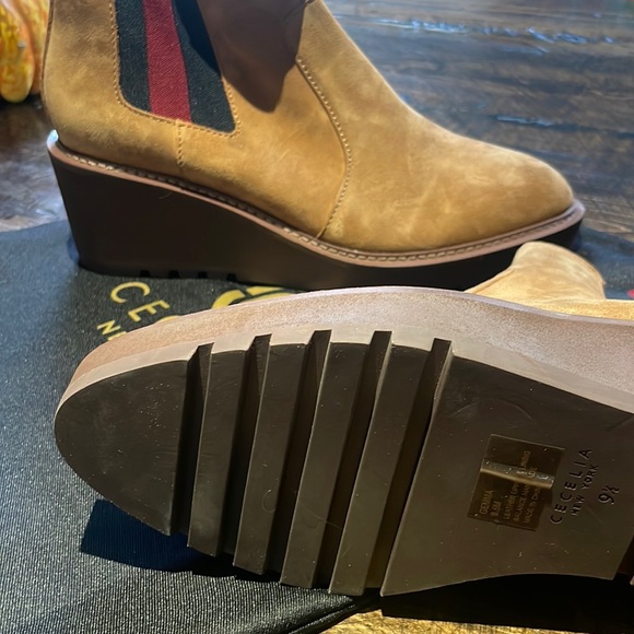 NEW Cecelia New York Gemma suede booties.  New, never worn. - Picture 1 of 7